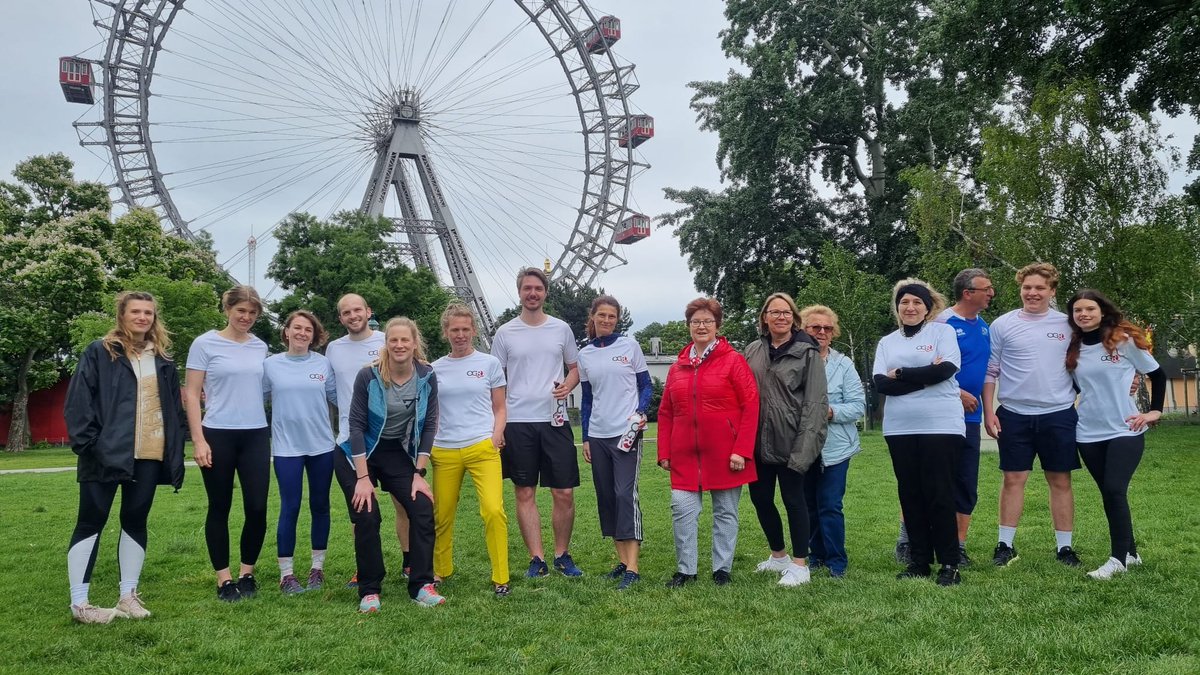 Next to #EULAR24 the Austrian society of Rheumatology #ÖGR organized a small morning exercise session with patients with #RMDs and rheumatologists.
Great experience with a fantastic scenary 😎
<a href="/oegrr/">ÖGR</a>