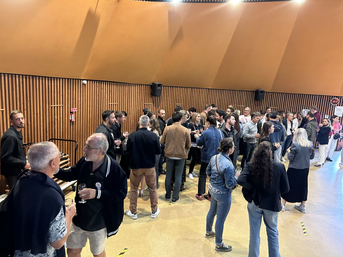 PF_LDA's tweet photo. La Course à Pied Inter Entreprises avec l'accueil des chefs d'équipe ce mardi à #saintetienne.

Jeudi 6 juin ce sont 10 collaborateurs du site de Mably qui ont participé à l'étape de #Roanne de la #coporace et ce jeudi ils seront 20 sur la ligne de départ à #SaintEtienne 🏃‍♂️🏃‍♀️ https://t.co/1bL5nJNlcO