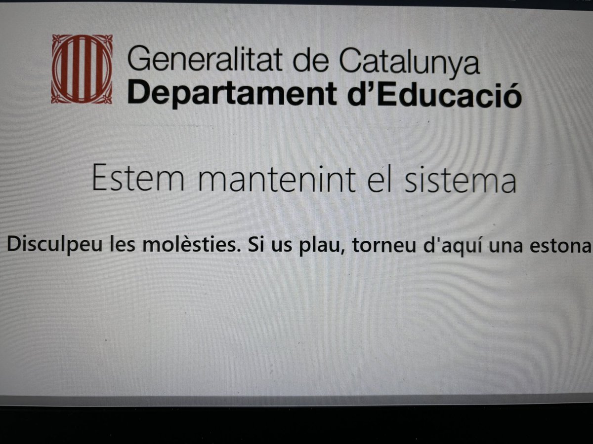 aniol9's tweet photo. Dijous  9:30, en època d’avaluacions i matrícula!! I sí, ja sé que es va comunicar fa un parell de dies! Però que no hi ha cap altre moment??? @educaciocat la falta de respecte cap al professorat i els equips directius cada cop és més alarmant!! https://t.co/L6KmlUKanH