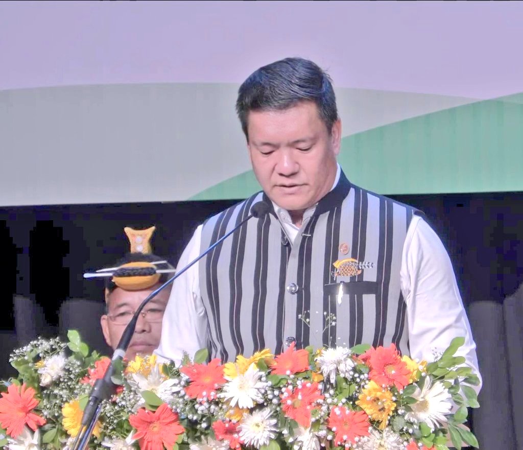 banwasa_prem's tweet photo. अरुणाचल प्रदेश के मुख्यमंत्री के रुप में श्री @PemaKhanduBJP जी को शपथ ग्रहण करने पर हार्दिक बधाई। https://t.co/ZWwdY12V2H