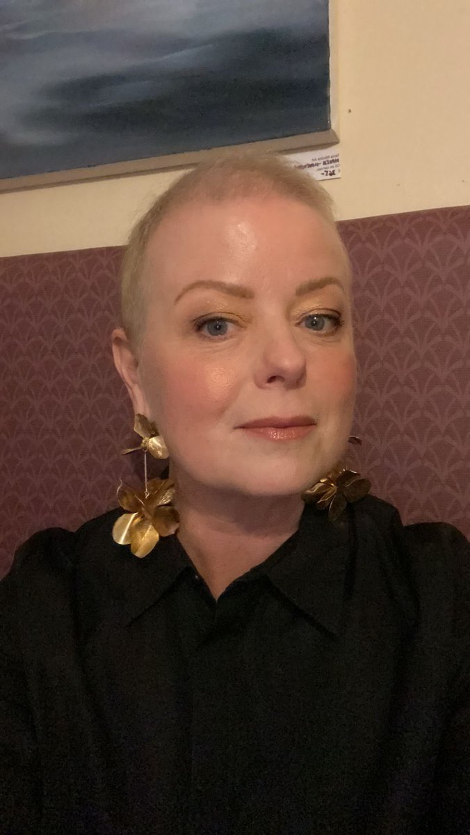 tracysinclair tweet media