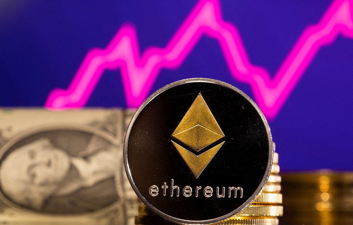 Aakashi_123's tweet photo. Do you know?

Ethereum is second to Bitcoin in terms of it's market value🪙

#BlockchainTech #BlockchainDevlopment https://t.co/erbhHz70hs