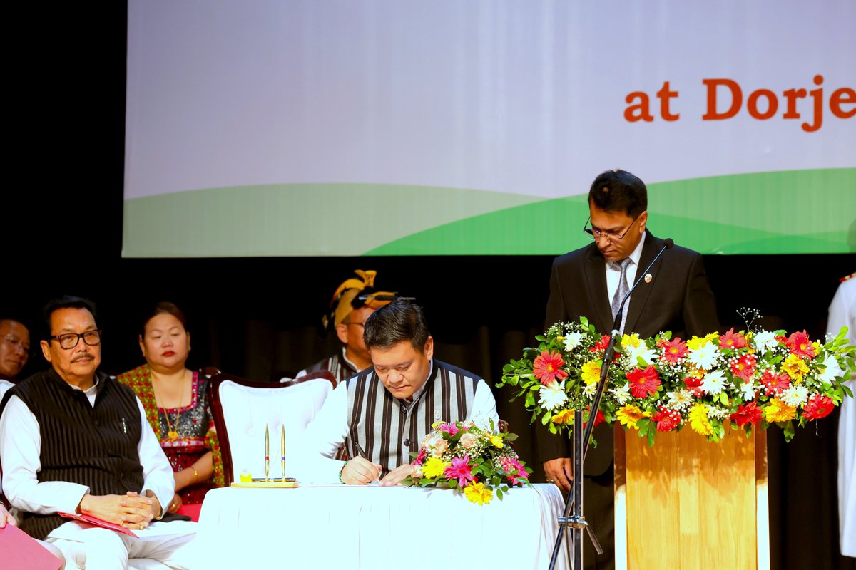 JPNadda's tweet photo. Historic Moment for Arunachal Pradesh!

Heartfelt congratulations to Shri @PemaKhanduBJP  ji on taking the oath as the Chief Minister of Arunachal Pradesh for the third consecutive term, and heartfelt felicitations to Shri @ChownaMeinBJP ji on taking the oath as Deputy Chief Minister. 

Under the visionary guidance of Hon. Prime Minister Shri @narendramodi ji, I am confident your dedicated and innovative leadership will accelerate the momentum of development and lead the state towards the envisioned 'Viksit Arunachal' and contribute effectively to Modi ji's vision of 'Viksit Bharat'. 

Over the past decade, the BJP government has transformed Arunachal Pradesh, prioritizing infrastructure, enhancing connectivity, and creating greater economic and social opportunities for its people.