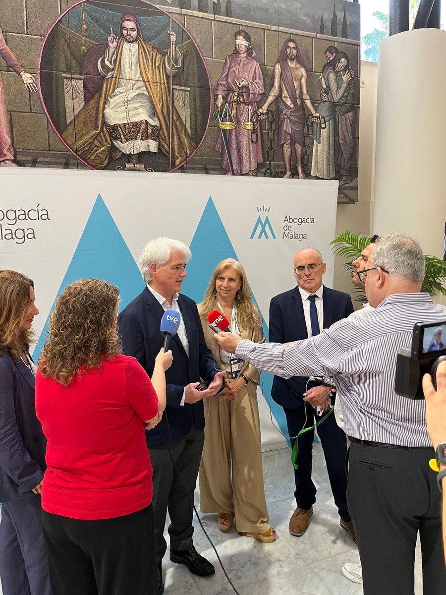 ¡Arrancamos el ‘Congreso Delitos de Odio: una mirada integral’ atendiendo los medios de comunicación!

Un encuentro que organizamos junto con el <a href="/ICASEVILLA/">Ilustre Colegio de Abogados de Sevilla</a> y la Federación Kamira, y que se prolongará hasta mañana.

👇🏼 Aquí os lo vamos contando todo👇🏼