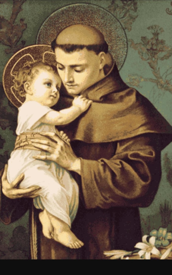 FrUgochukwu's tweet photo. Prayer to St. Anthony to Recover Lost Things

O blessed St. Anthony,
the grace of God has made you a powerful advocate
in all our needs and the patron
for the restoring of things lost or stolen.
I turn to you today with childlike love and deep confidence.
You have helped countless children of God
to find the things they have lost,
material things, and, more importantly,
the things of the spirit: faith, hope, and love.
I come to you with confidence;
help me in my present need.
I recommend what I have lost to your care,
in the hope that God will restore it to me,
if it is His holy Will.
Amen.