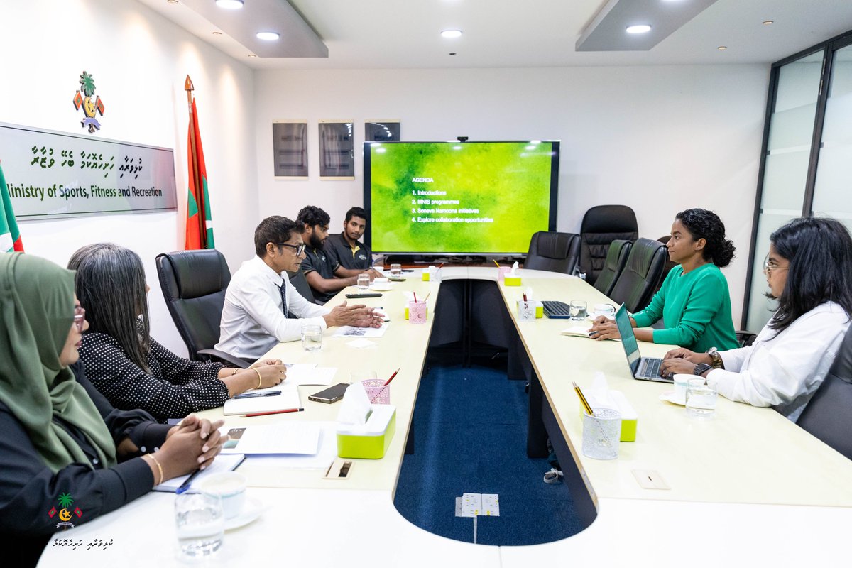 MoYSF_mv's tweet photo. Meeting with "Soneva Namoona" (an NGO dedicated to empowering zero-waste communities across the country) to share information and discuss potential areas of common interest and alignment. https://t.co/eSc3tuVHbp