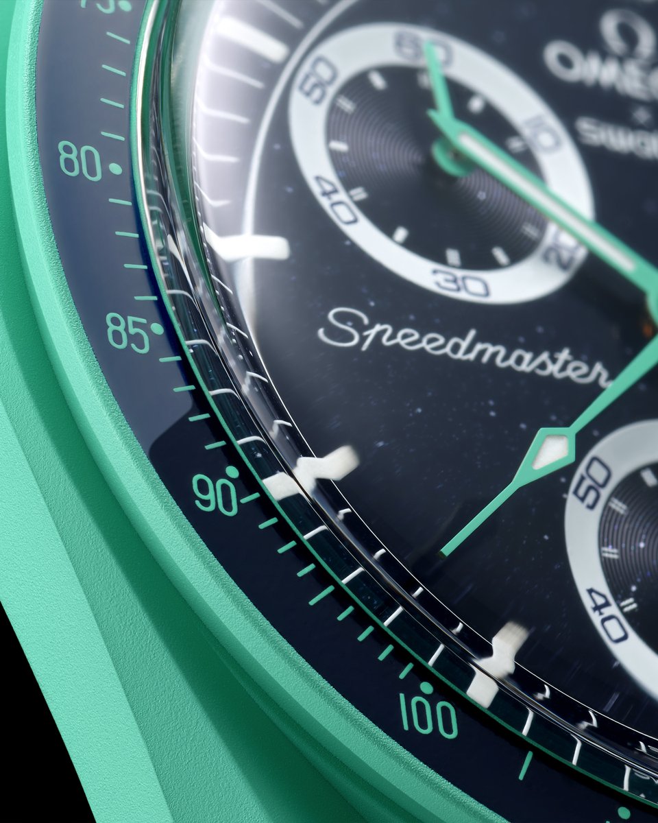 Swatch's tweet photo. MISSION ON EARTH – POLAR LIGHTS Bioceramic case, dark blue dial inspired by aventurine glass and two-toned subdials celebrating iconic OMEGA Speedmaster models. Available from June 15 in selected Swatch stores worldwide. #MoonSwatch #OMEGAxSwatch #Swatch https://t.co/8N1mdV9ACs https://t.co/NLNSNMIhEE