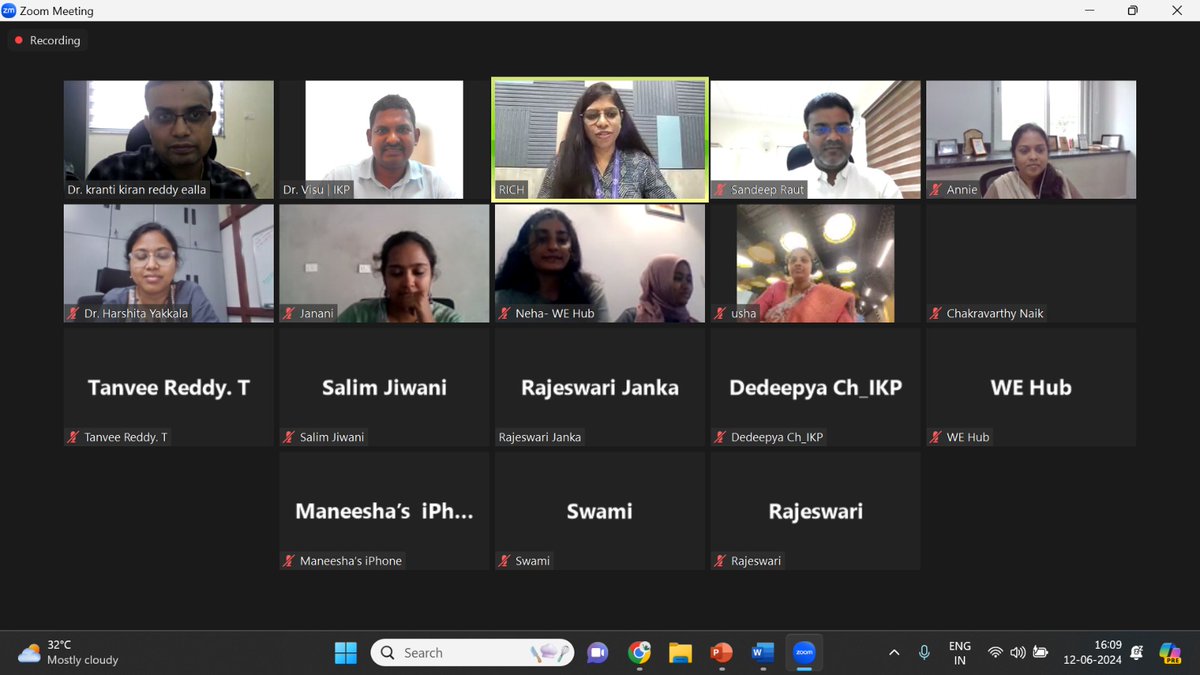 IKP_SciencePark's tweet photo. Our VP Dr @visu_bio, led a session capacity-building session for incubators in Telangana! Hosted by the @teamTSIC and @RICH_Hyd, the session delved into the crucial topic of monitoring and evaluation for incubation programs to drive sustainable growth and maximise impact. https://t.co/hVWc1brNIW