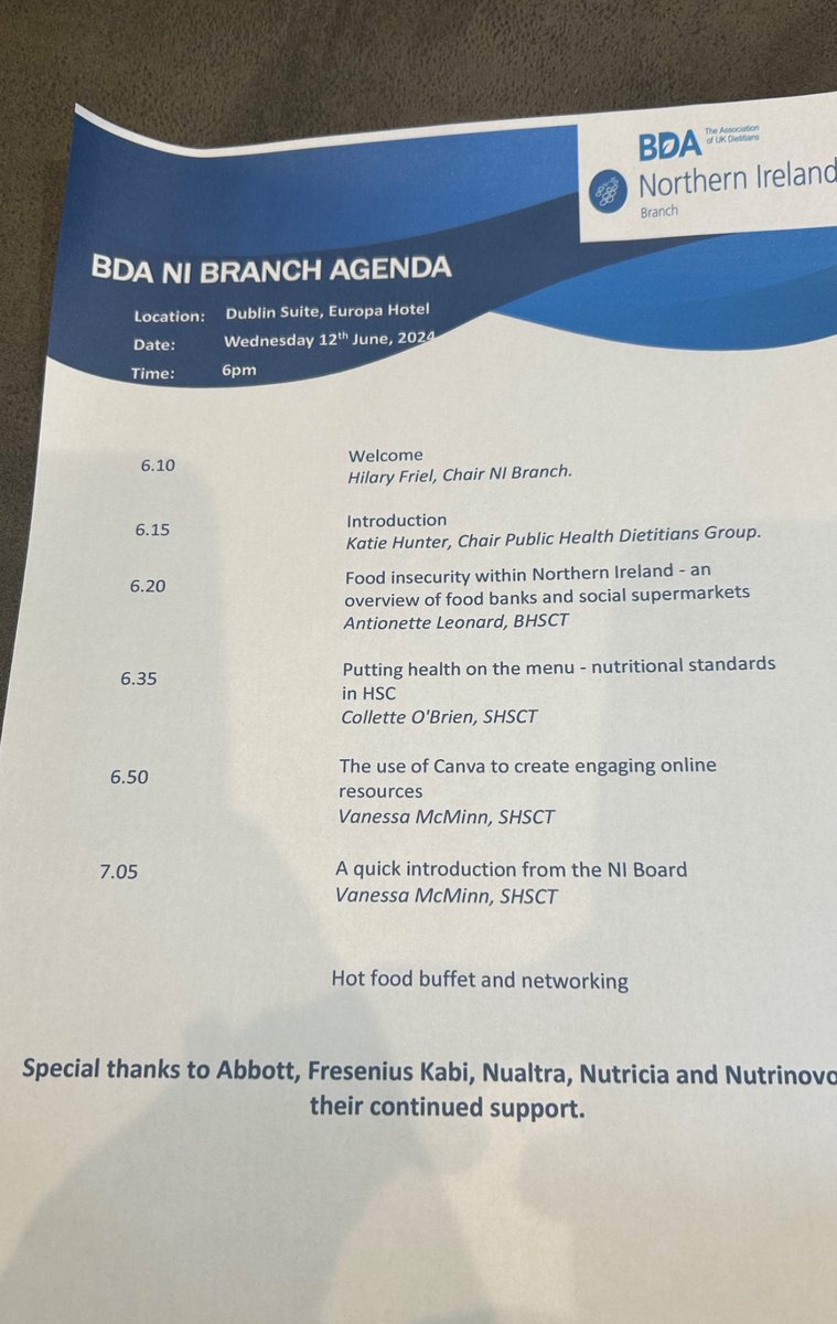 Vanessa24982611's tweet photo. A lovely evening networking with other NI Dietitians, plus getting the opportunity to show some of the work #PHDG NI have created for our YouTube channel @publichealthdietitians9636 using Cava
#BDA_NI https://t.co/4D9SbwMdow