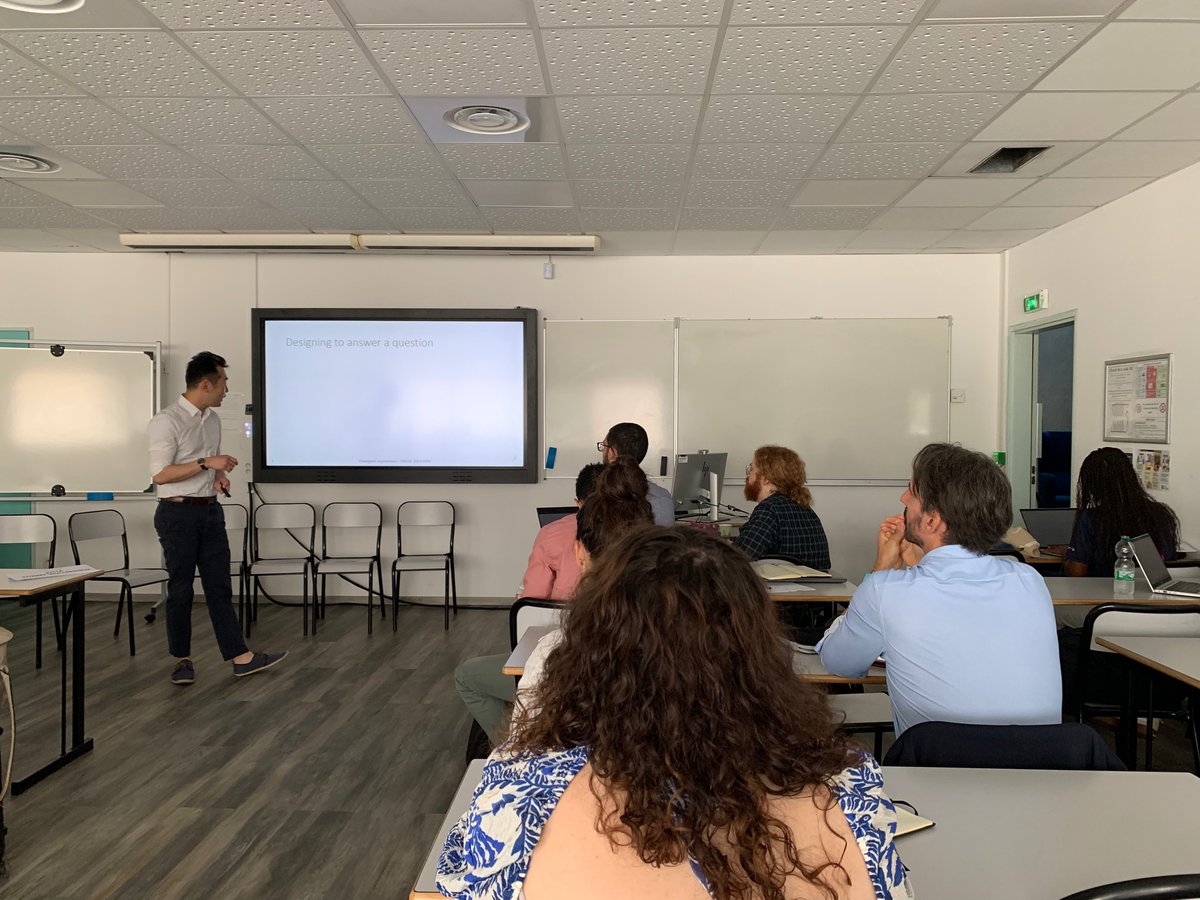 Next up <a href="/jerry_guo/">Jerry Guo</a> sharing the creative approach that went into designing a study on divergent search with <a href="/ThorstenWahle/">Thorsten Wahle</a> 

Great to learn how others tackled issues when it comes to experiments - attrition being a key one!