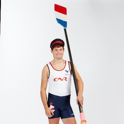 Bravo à Benoit Brunet et <a href="/OnfroyV/">Valentin ONFROY</a>, rameurs et membres du dispositif #AthletesSNCF, pour leur qualification aux <a href="/jeuxolympiques/">Jeux Olympiques</a> de Paris 2024 ! 🎉Une fierté toute spéciale pour les équipes du <a href="/GroupeSNCF/">Groupe SNCF</a> en #GrandEst de voir des athlètes travaillant chez @TERgrandEst représenter