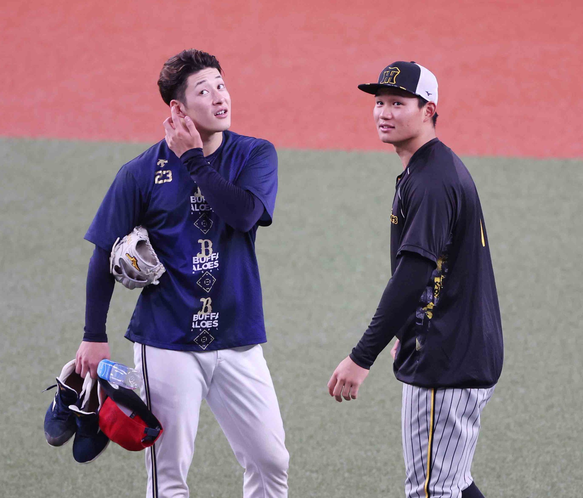 GP8GnaYawAA-Kou.jpg:large