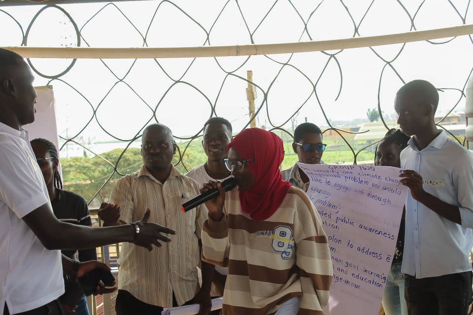 On the third day of our climate change policy workshop, we highlighted the pivotal role of media in advocacy efforts. A big salute to the dedicated individuals who are at the forefront of fostering change. Together, we make a difference! #ClimateAction