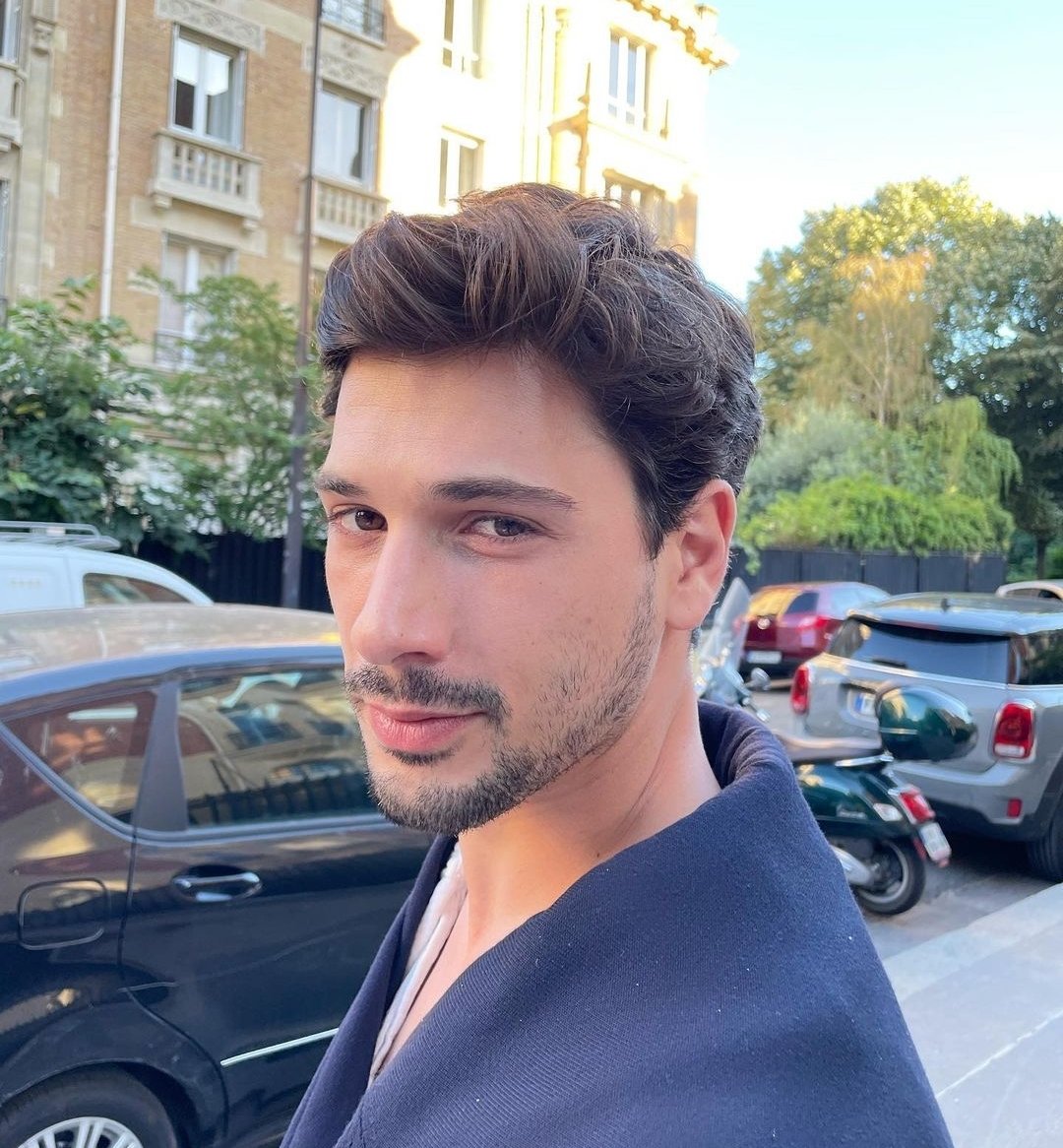 huyde12's tweet photo. Deniz Can Aktaş ve Miray Daner, instagram'da 2 milyon takipçiye ulaştı 💥 https://t.co/OAJsikNd5I