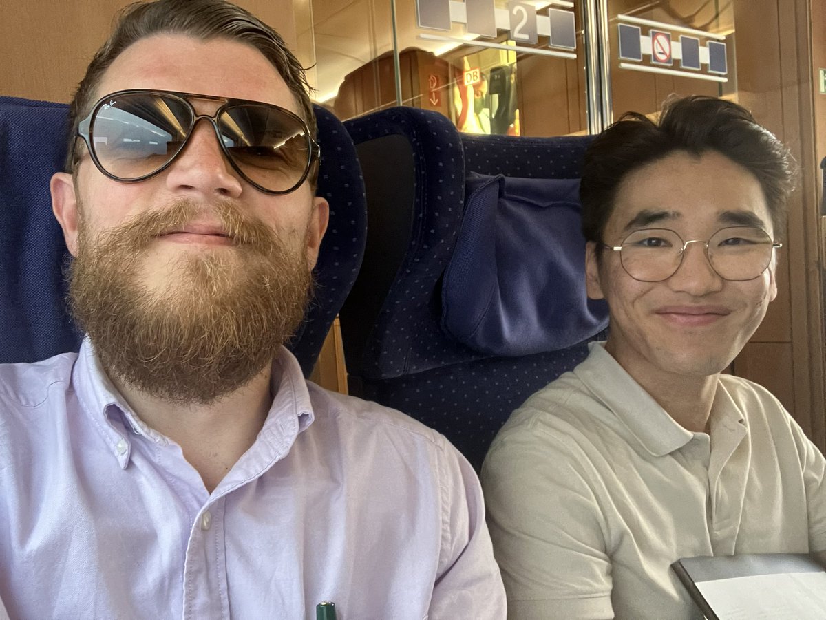 Auf dem Weg nach Hamburg mit unserem Gemeinde-Trainee Harim, wir freuen uns auf die <a href="/Evangelium21/">Evangelium21</a> Konferenz „Hoffnungsvoll in einer fremden Welt.“ 

Hauptredner ist Prof. Dr. Carl Trueman. Der Hammer!