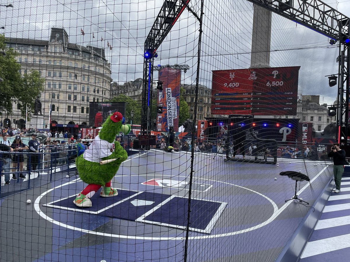 briansay's tweet photo. @MLBEurope Don’t forget the Trafalger Square Home Run Derby! https://t.co/qnsO9gtZlw