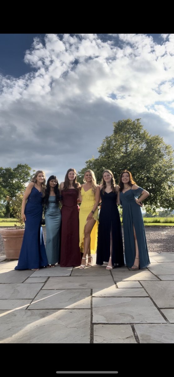 TCSoABusTech's tweet image. A lovely night for Class of 2024 Prom! ☀️