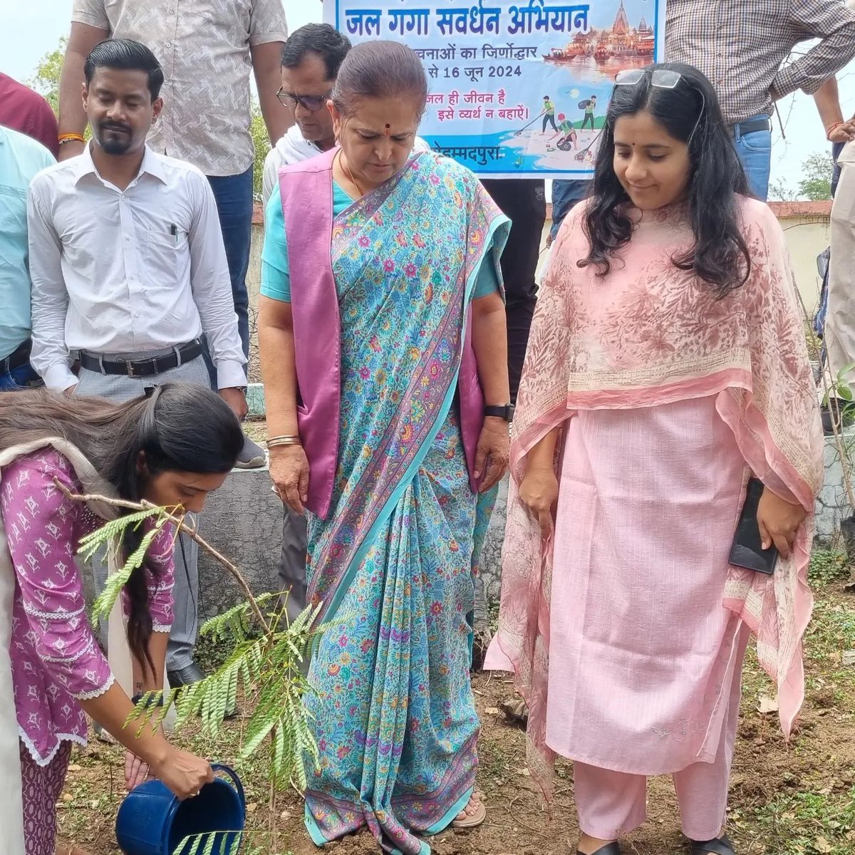 CEO Zila Panchayat Burhanpur tweet media