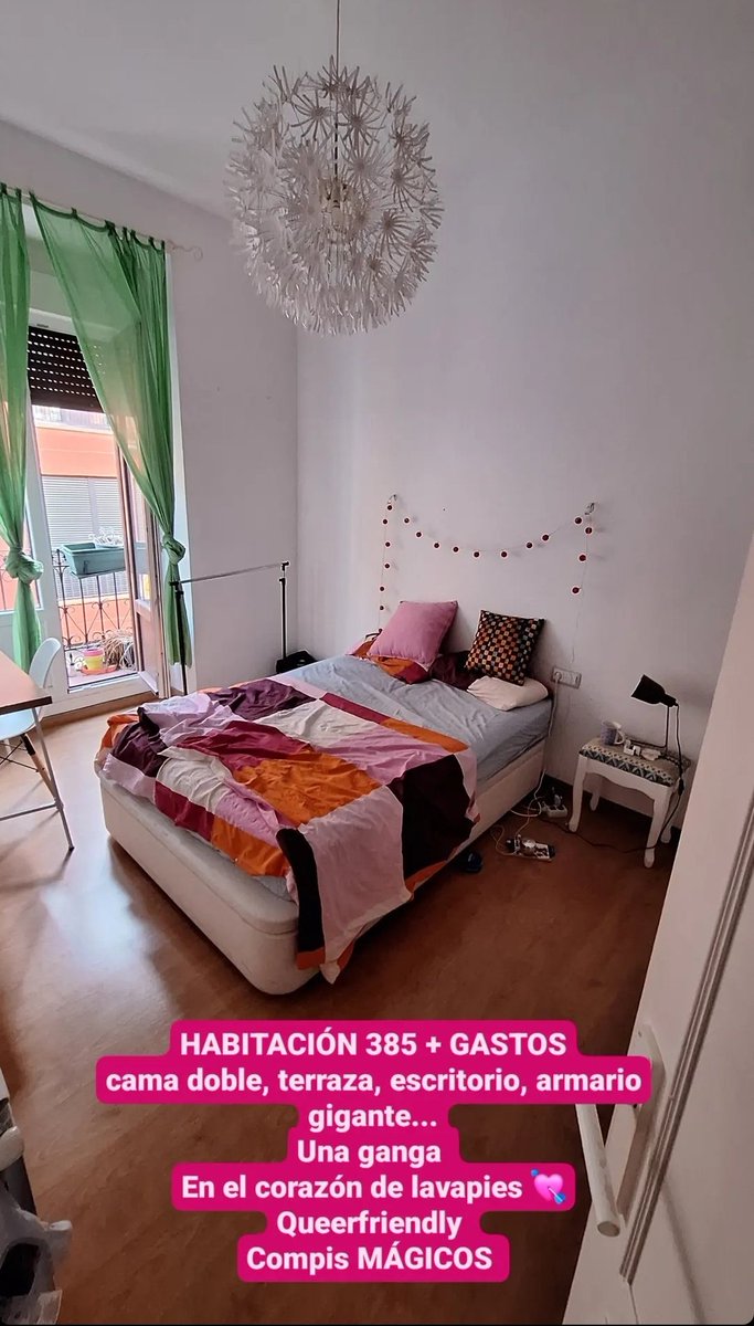 Franzina_Pg's tweet photo. BUSCAMOS A COMPI DE PISO!!!!!
(Esta es la review de la última persona que ha vivido con nosotras)💅 https://t.co/BbPAUR5N4Q