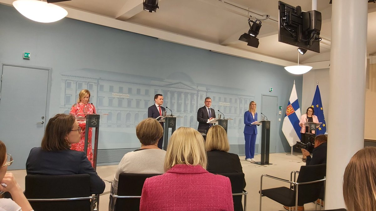 Monivuotinen T&amp;K-rahoituksen suunnitelma on historiallinen dokumentti joka antaa vahvan suunnan Suomelle, PMI <a href="/PetteriOrpo/">Petteri Orpo</a> tiedotustilaisuudessa.

Suunnitelman merkitystä korostavat myös ministerit <a href="/SariMultala/">Sari Multala</a> ja <a href="/willerydman/">Wille Rydman</a> ja <a href="/helsinkiuni/">University of Helsinki</a> rehtori <a href="/SariLindblom/">Sari Lindblom</a>.

#TKIrahoitus