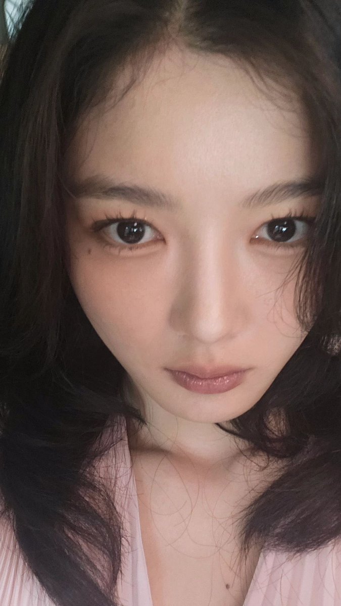 『2024.6.13』✨ 金裕贞IG快拍更新

🫶🏻

#KangYoo #KimYouJung #김유정 #キムユジョン #คิมยูจอง #金裕贞