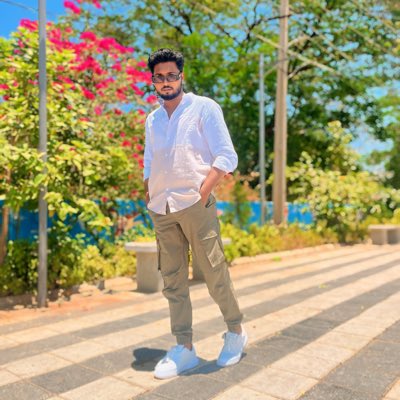 IAmGhouse01's tweet photo. #NewProfilePic https://t.co/4rX8SIgebC