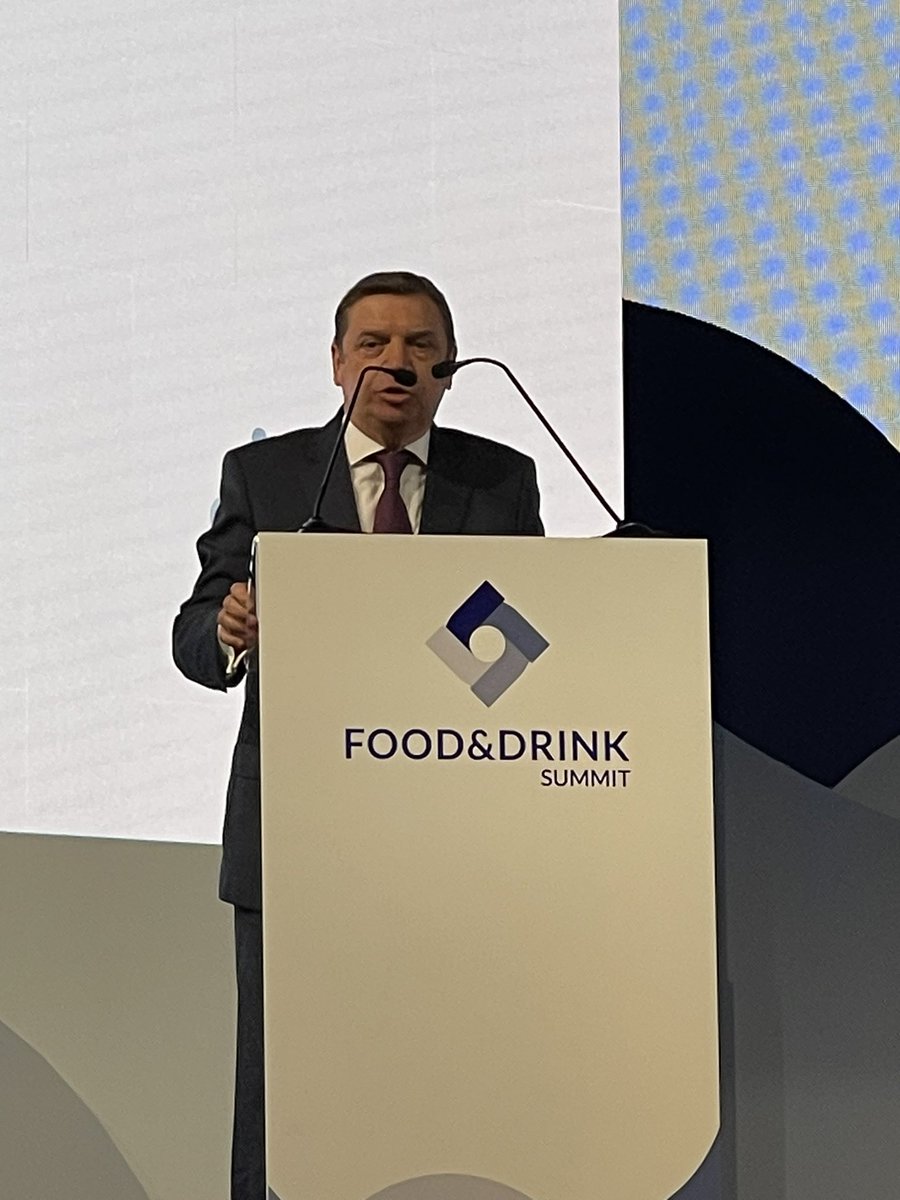 Siempre un placer asistir a la cita anual de <a href="/esFIAB/">FIAB</a> #FoodDrink24 y escuchar al ministro <a href="/LuisPlanas/">Luis Planas Puchades</a> . “En este sector mandan los ciudadanos con sus decisiones”.