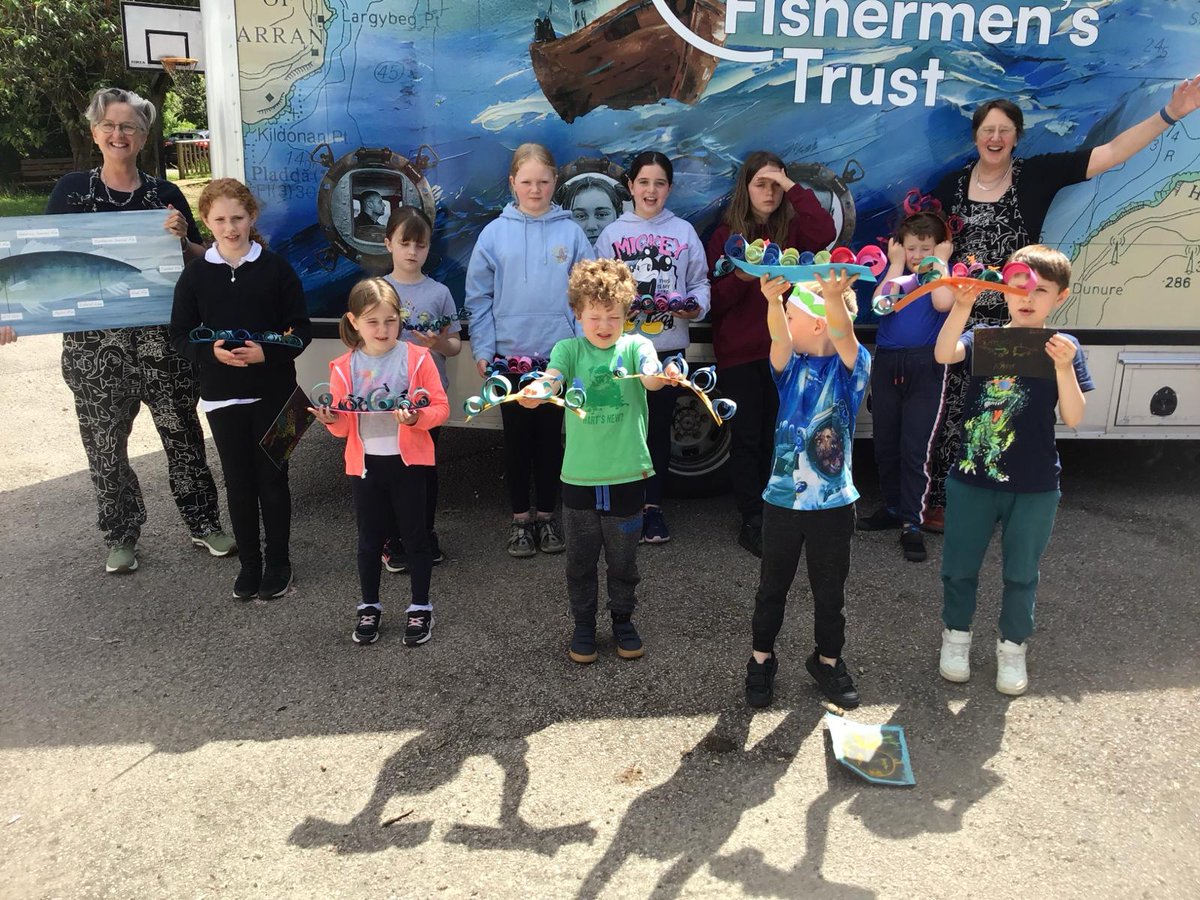 We are delighted to share photographs from a recent Boat Bus outing to Kilmodan Primary!
The Boat Bus is currently touring schools across Kintyre, connecting children with their fishing heritage through a range of arts activities.
Thanks to Bakkafrost for their kind support!