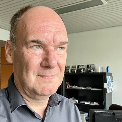 PatrickDeCock's tweet photo. #nieuweprofielfoto https://t.co/nwnVqY5ExH