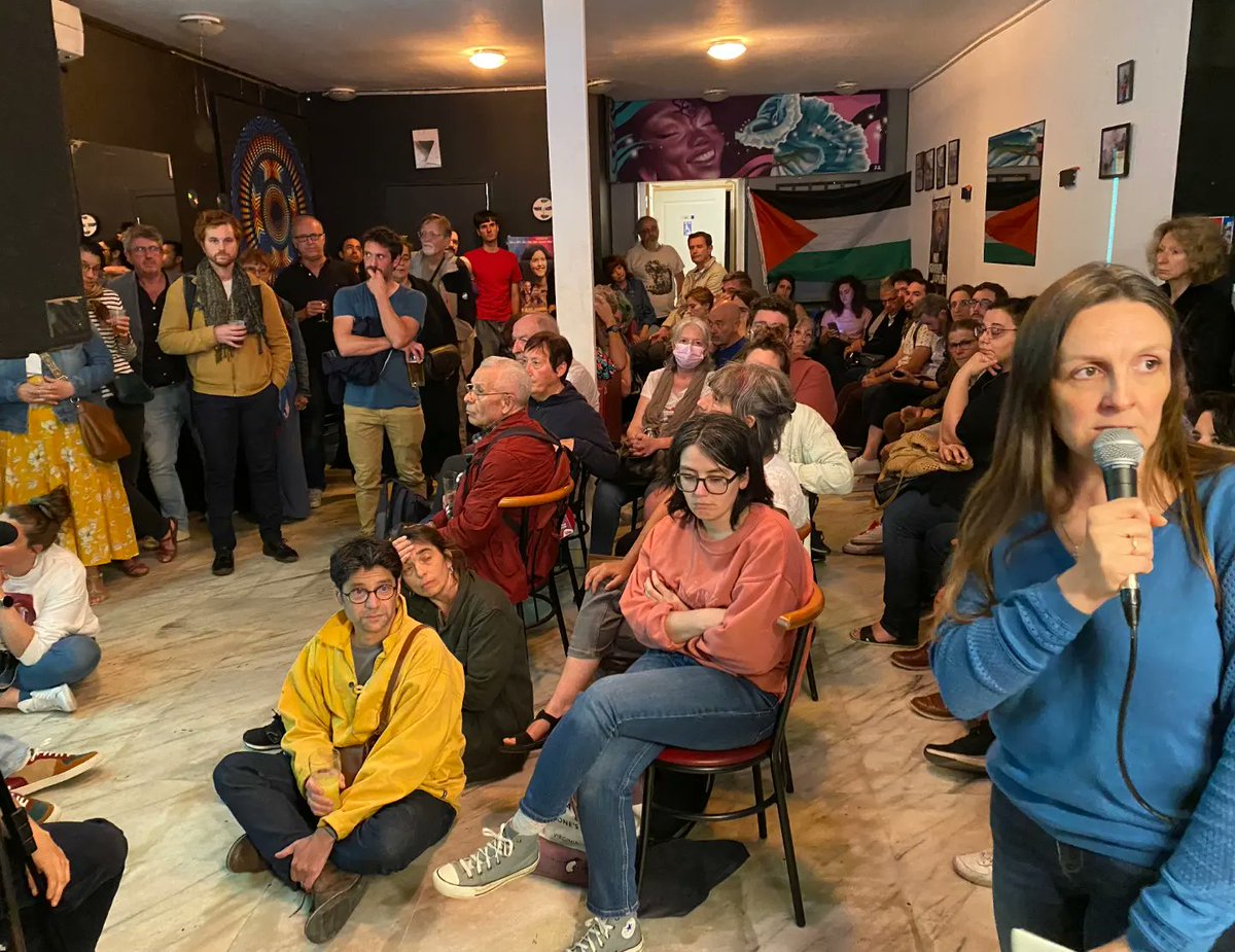 Anne_Stambach's tweet photo. 🔥Un monde fou hier pour organiser la campagne du #nouveaufrontpopulaire dans la circo 2, merci !

Ces 3 prochaines semaines de mobilisation seront décisives pour l'avenir de notre pays, nous avons besoin de tout le monde !

Rejoignez-nous pour passer à l'action ! ✊ https://t.co/KoywakWq6B