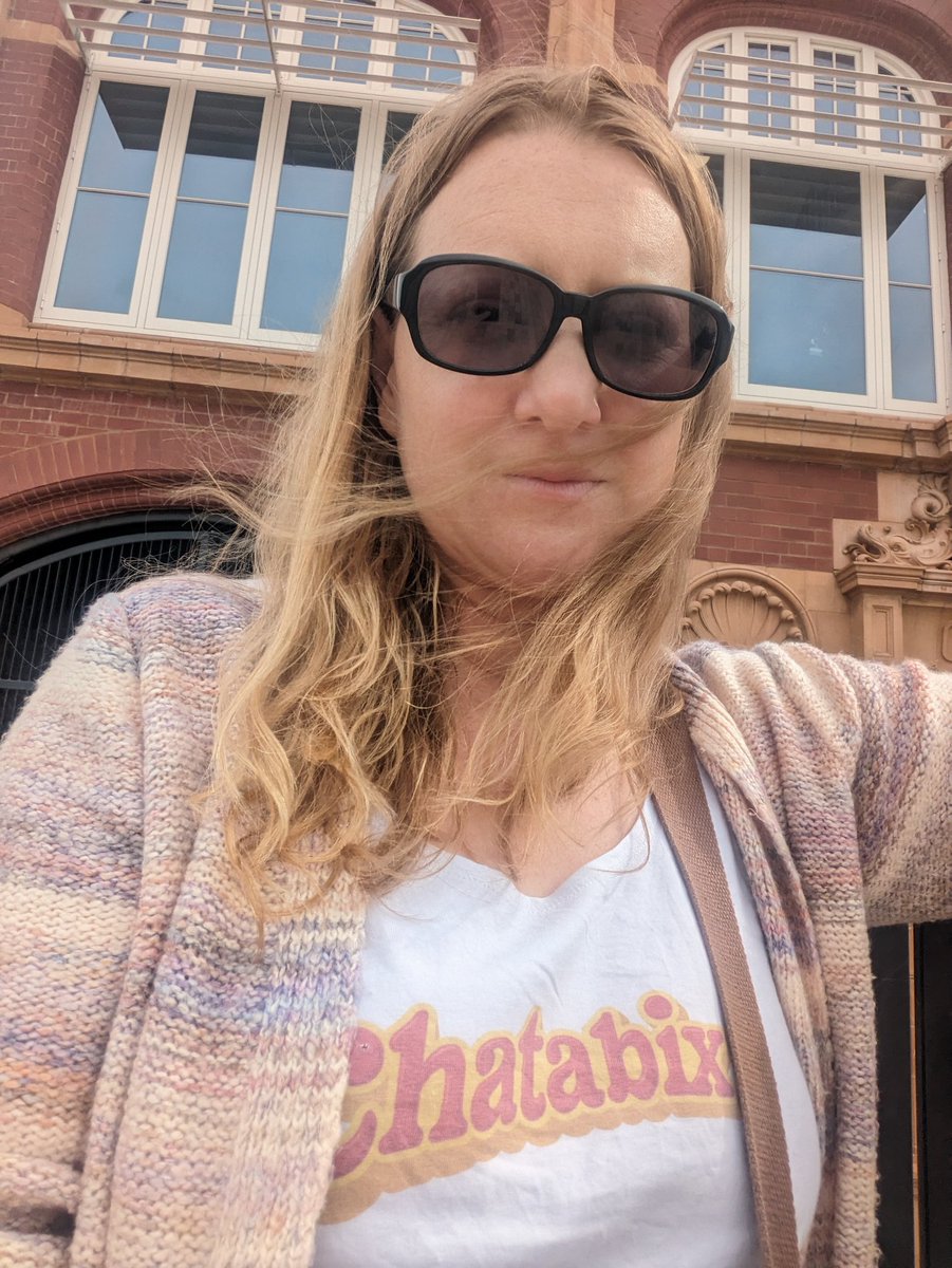 Heading into a careers fair I suspect is mainly aimed at student aged people. Luckily even at 42 I can dress young so wearing my best <a href="/chatabix1/">Chatabix with Joe Wilkinson & David Earl</a> vest top and waiting for the crunch crunches to come rolling in #jobseeking #redundancy #crunchcrunch