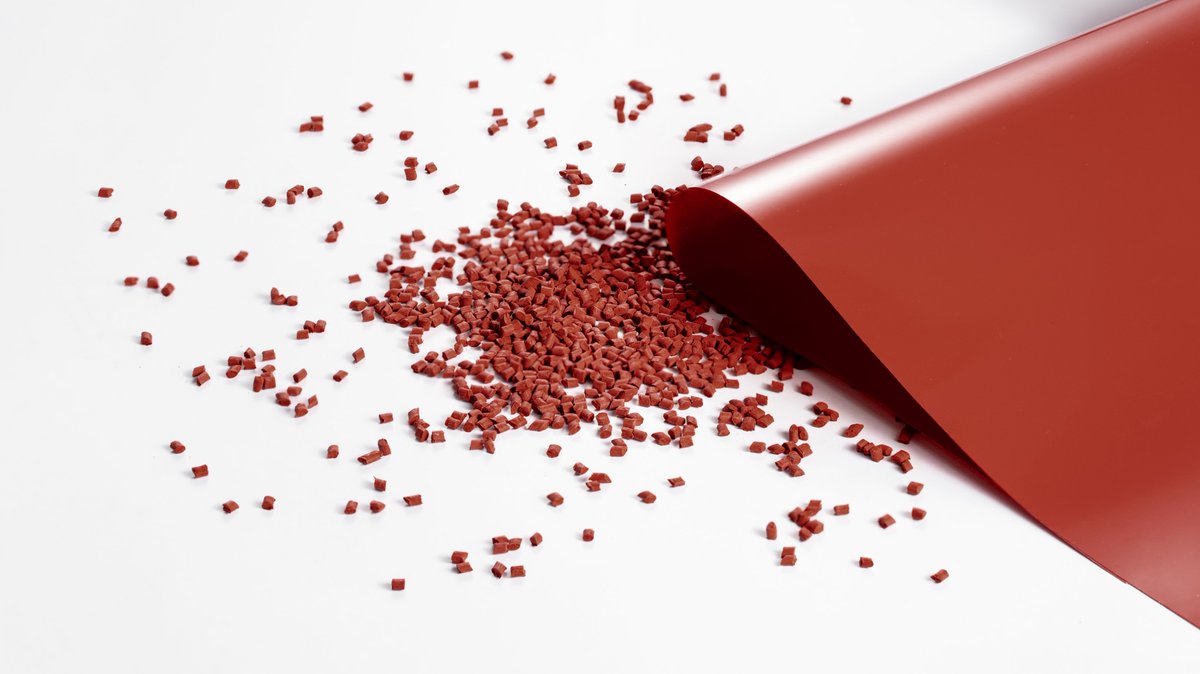 PlasCk97232's tweet image. diffrent colored ASA films for uPVC roof sheet  #pvcroof 
#roofsheet  #rooftile