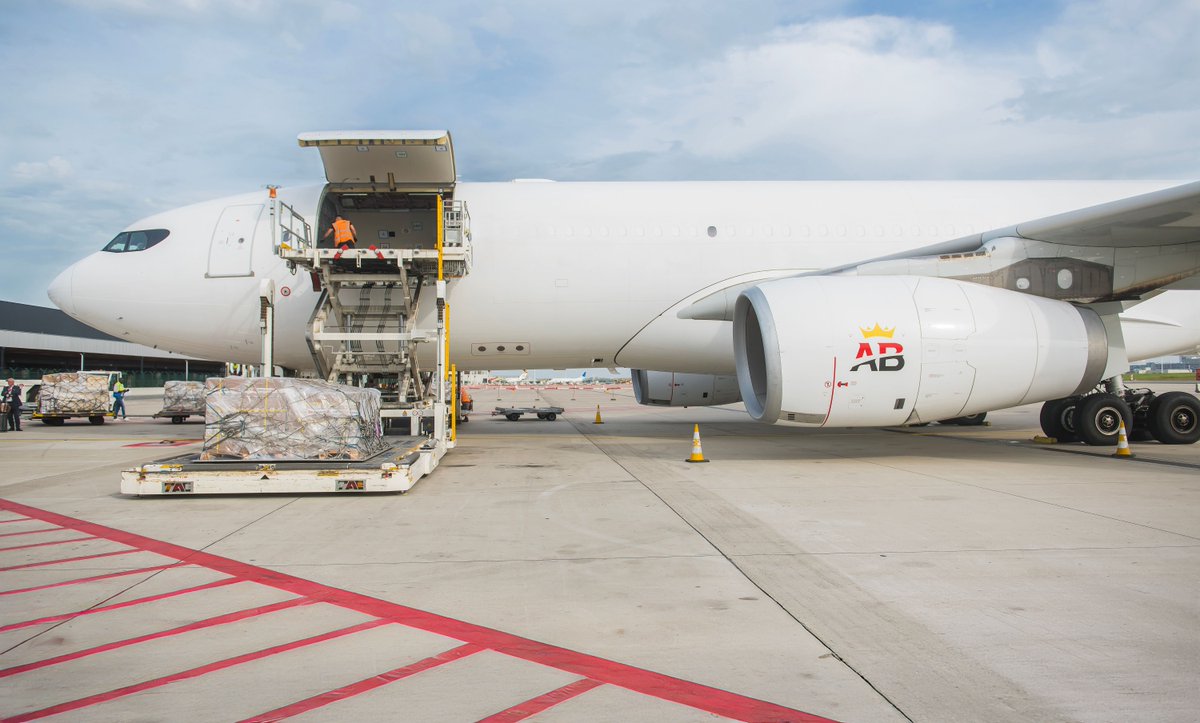 Airbelgium's tweet photo. Since 10 June, we have successfully started operations on behalf of @airfrance 😊 Our full-freighter aircraft is now bound for Chicago ✈️

#AirBelgium #FlyBelgianClass #Cargo https://t.co/8LoV5pZNoN