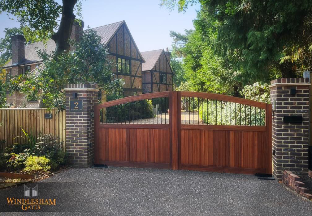 Windlesham Gates tweet media