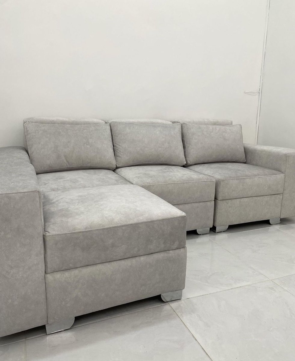 furniturjoy's tweet photo. Nyumba yako inahitaji vitu Simple, visivyo chosha kutizama…

Usirembe saana kama ndugu zangu waleee😅

L-Shape for Single living rooms 650,000/=

#preorder✅ https://t.co/W2P0qLXdyX