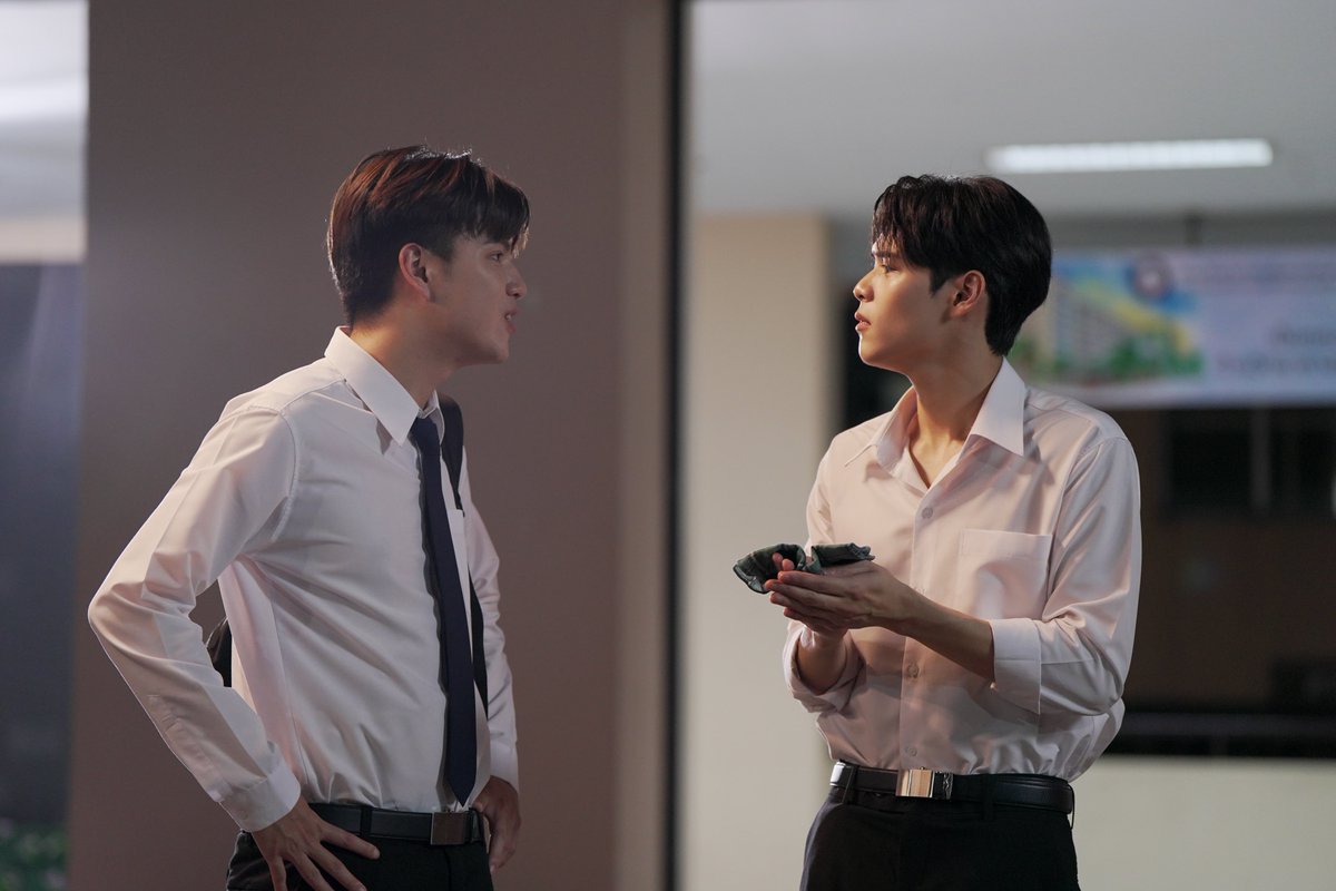 aloneww's tweet photo. 1 ชั่วโมงสุดท้ายยยยยยยย !!! #WeAreSeriesEP11 https://t.co/KcKupbZ505