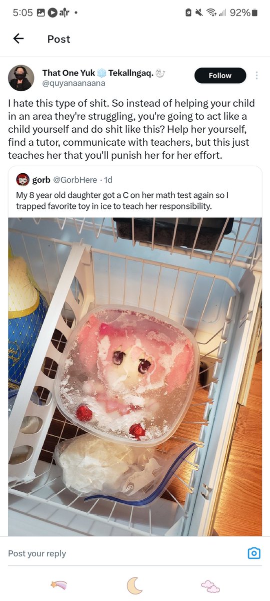 _marciahunt_'s tweet photo. @GorbHere you're so iconic for this bc why did this pop up a whole day later on my feed 😭😭 https://t.co/wWNeUXAxJA