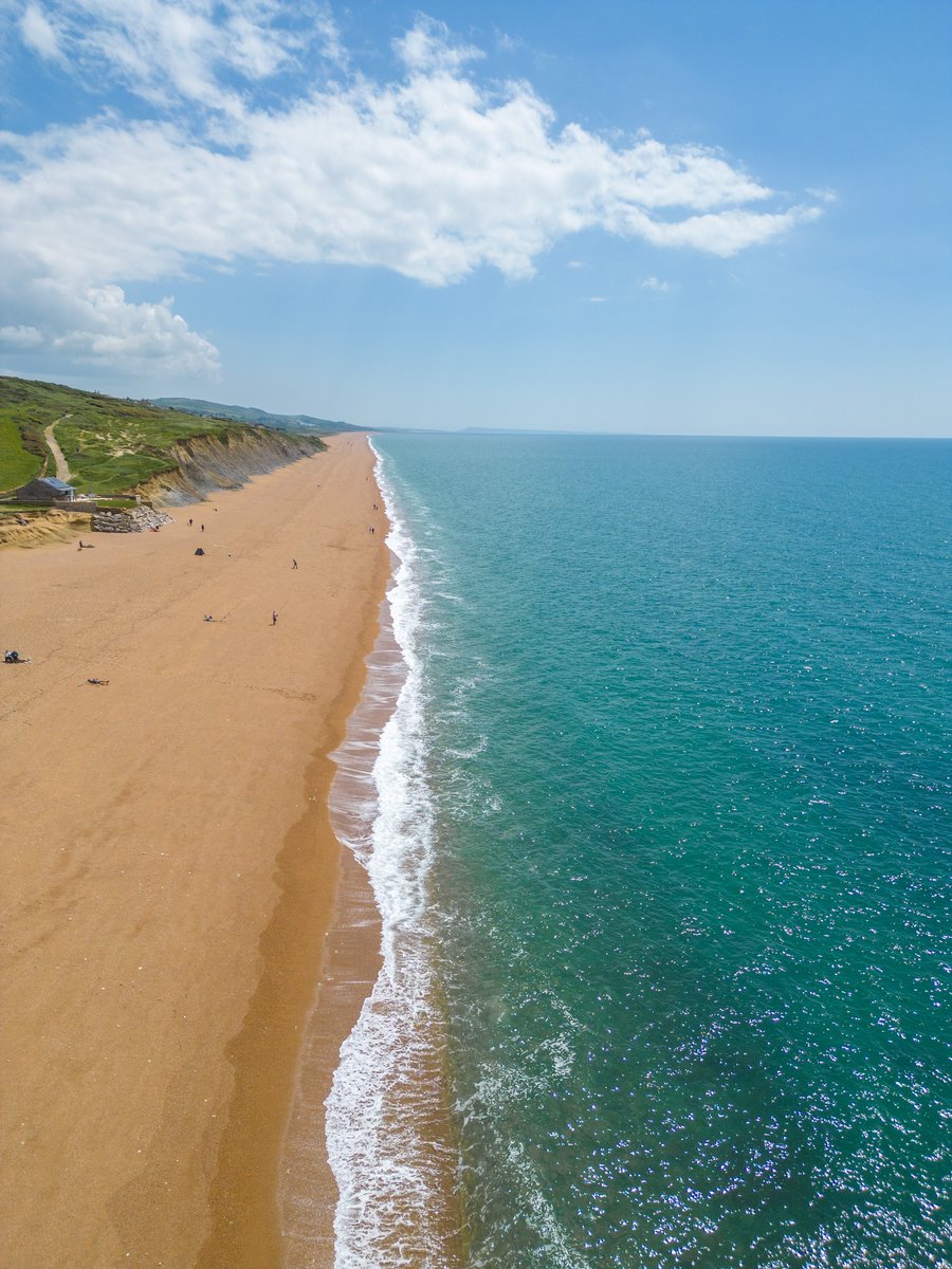 HiveBeachCafe's tweet image. 🏡 Escape to No.60! Our charming cottage in Burton Bradstock, perfect for up to three guests, is available for bookings in July. Enjoy a relaxing escape with all the comforts of home – plus golf break deals and a 10% discount at The Hive.

Find out more: burtonbradstockcottages.co.uk