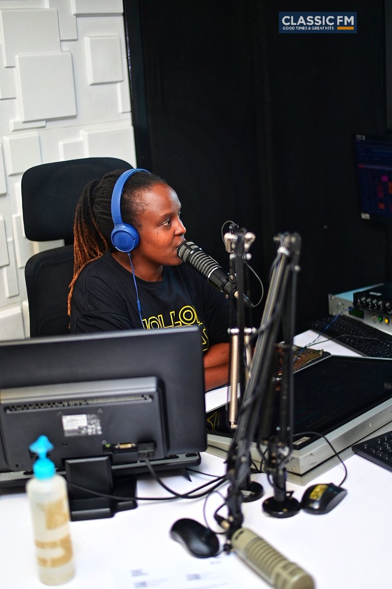 Classic105Kenya's tweet photo. Have you ever busted your partner either cheating on you or lying? What did you do and what happened next
Call in and tell us your story 0711046105 #TheConfessional with @BrendaObath #BrendaOnClassic https://t.co/1ScThDnJqS