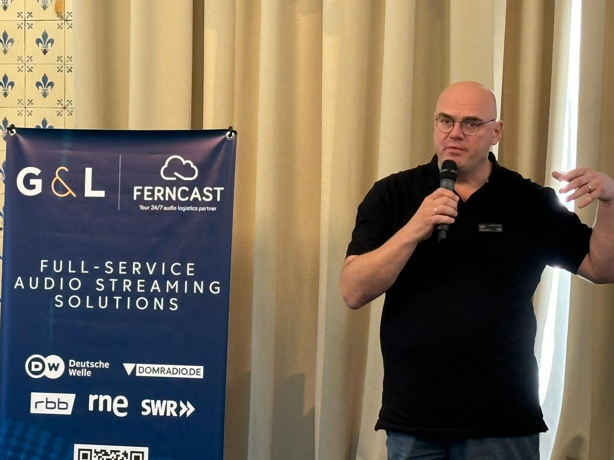 RedTech_News's tweet photo. Day 2 of the #RedTechSummit sees Philippe Generali from @RCS_Works talking about disaster recovery, and session sponsors @alexleschinsky from @glsystemhaus teaming up with @teamferncast’s @DetlefWiese to take us into session 5; making money from audio assets #Radio #Audio https://t.co/IygV0v0Phj