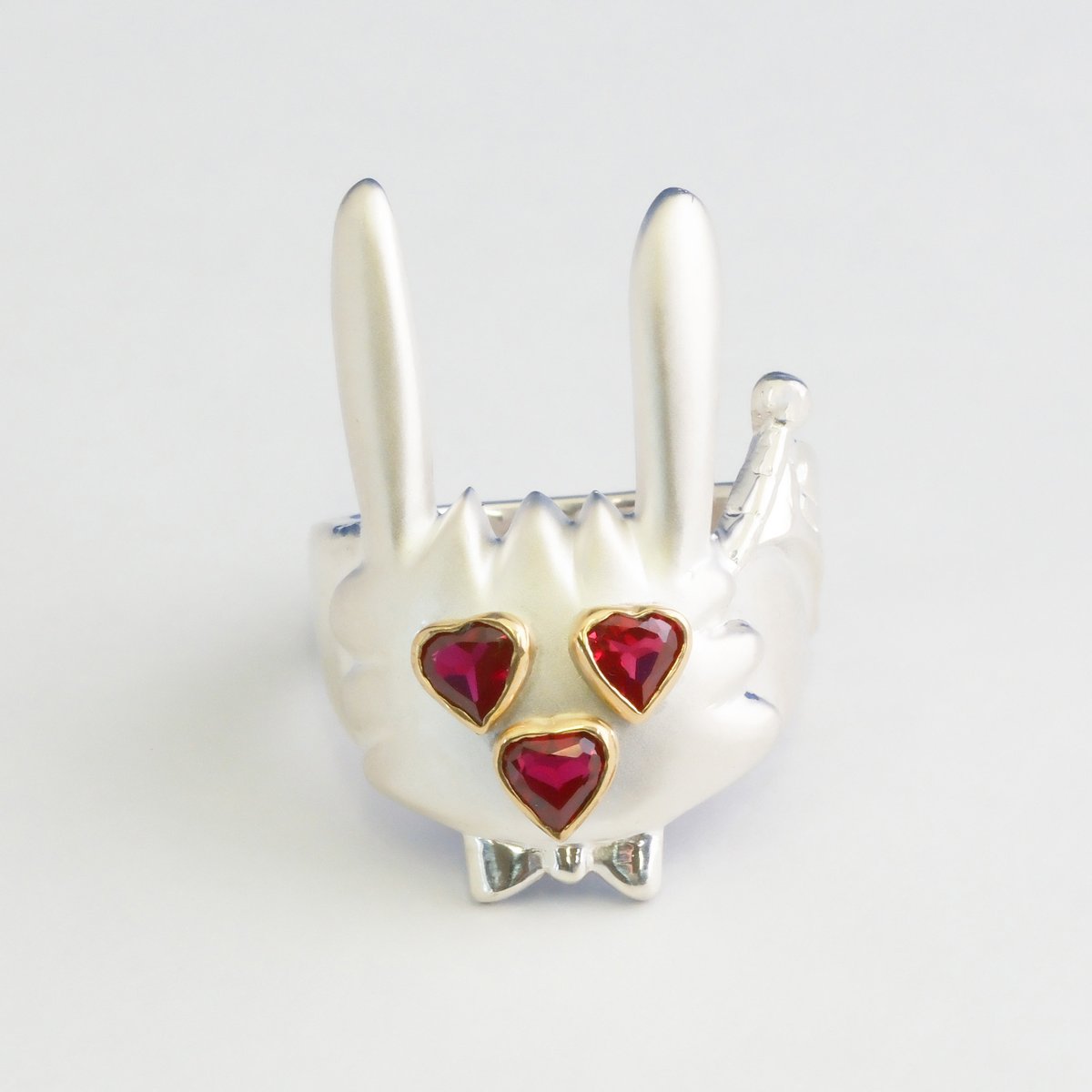 【最終値下げ】新品未使用 忌野清志郎 ヒトハタウサギ ピンバッジ 非売品 レア 🐰忌野清志郎アクセサリー発売！💍 かつて清志郎がよく身につけていた