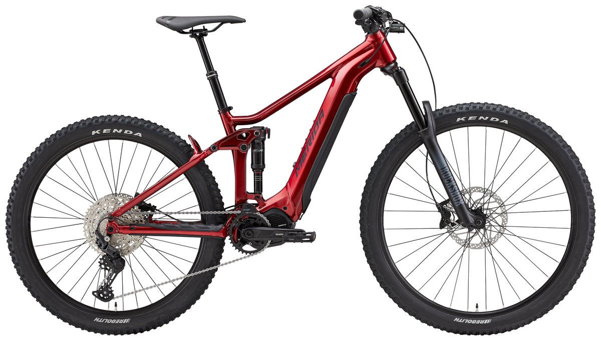 MERIDA_BIKES's tweet photo. 【eONE-SIXTY 500】
価格改訂でさらにお求めやすく
698,000円���548,900円
E-MTBの歴史を造り上げて来たeONE-SIXTYのアルミフレームモデル。
Shimano製ユニットと大容量バッテリーにより、驚きのトルク特性と航続距離を実現。
https://t.co/dXvuthVCEJ
#merida #メリダ #eBIKE #eonesixty500 https://t.co/4aKlhkCaqY