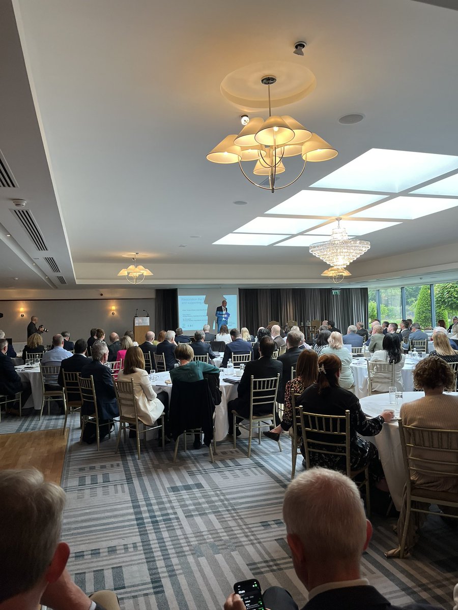 Packed room for <a href="/CBI_NI/">CBI Northern Ireland</a> <a href="/ibec_irl/">Ibec</a> all island economy conference. Cooperation benefits us all, especially on climate, sustainability, trade/innovation, infrastructure.