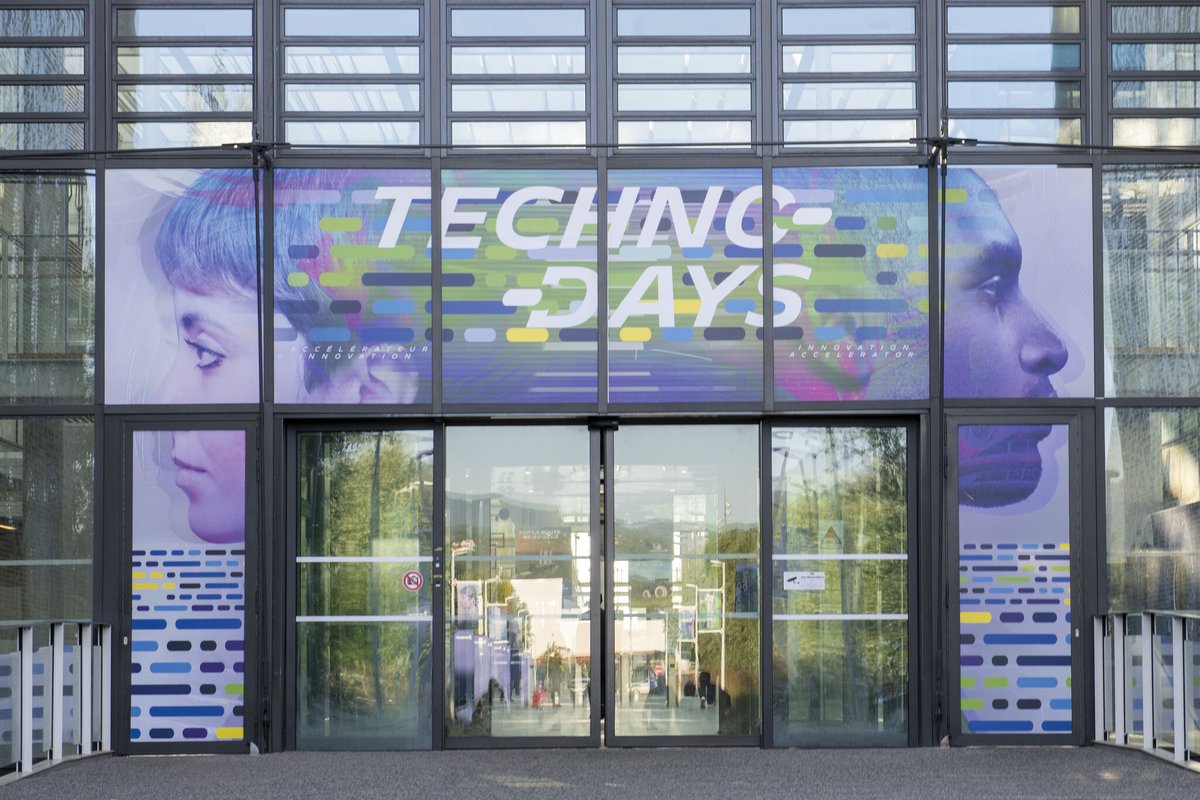 YASKAWAFrance's tweet photo. 🔵 #YASKAWA PARTENAIRE FOURNISSEUR DES TECHNODAYS DU GROUPE #MICHELIN 🔵 
Cette année encore, c'est en tant que fournisseur de technologies robotiques que nous avons eu l'honneur d'être invités par @Michelin à participer à l'événement #TECHNODAYS début juin🤝 https://t.co/C89LCxDvxP
