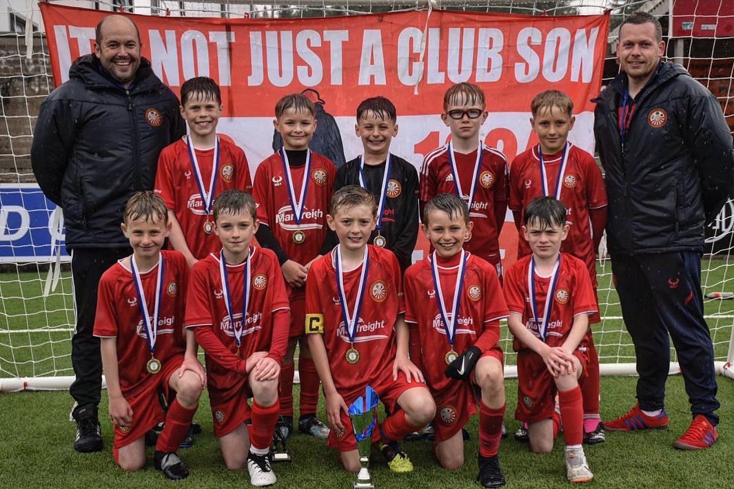 PortadownFCYth's tweet photo. ✨ DUY 🏆 Tournament ✨ 

⚽️ Portadown Youth 2014🛡

Our boys had a long and wet day on Sunday at Stangmore Park. It started with a strong 6 team group which included 3 teams from Dublin https://t.co/1YDYgvOkBm