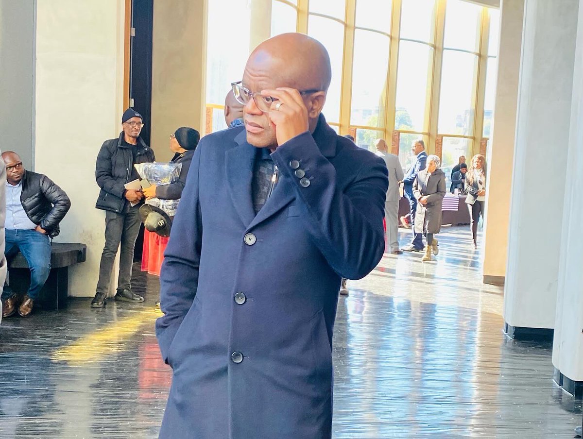 DadaMorero's tweet photo. Today we are at Constance Conny Bapela Council Chamber for the 27th Extra -  Ordinary Council Meeting of the City of joburg Metropolitan Municipality.

📌Braamfontein.

#WeServeJoburg
#makingtheimpossiblepossible https://t.co/coCxmdUyQk