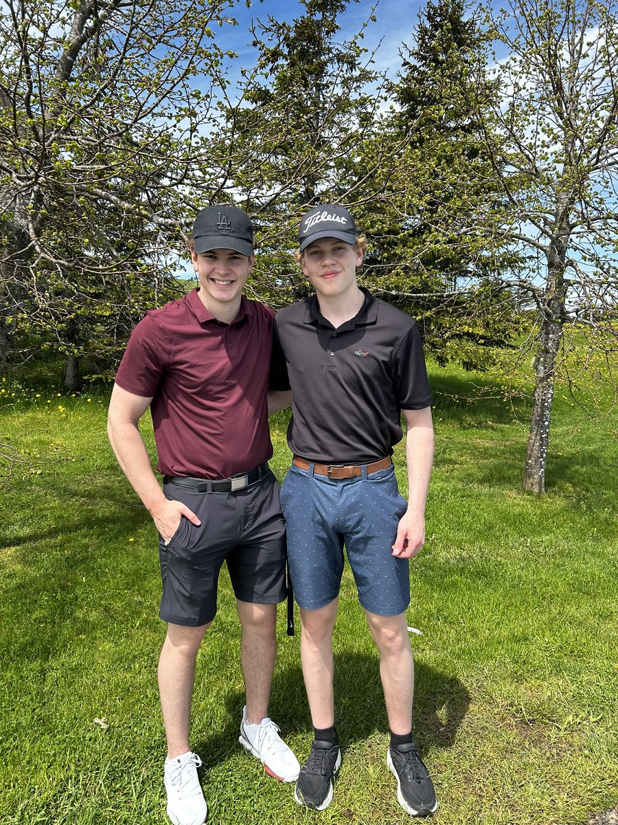 Boys out for a round of golf yesterday morning👍