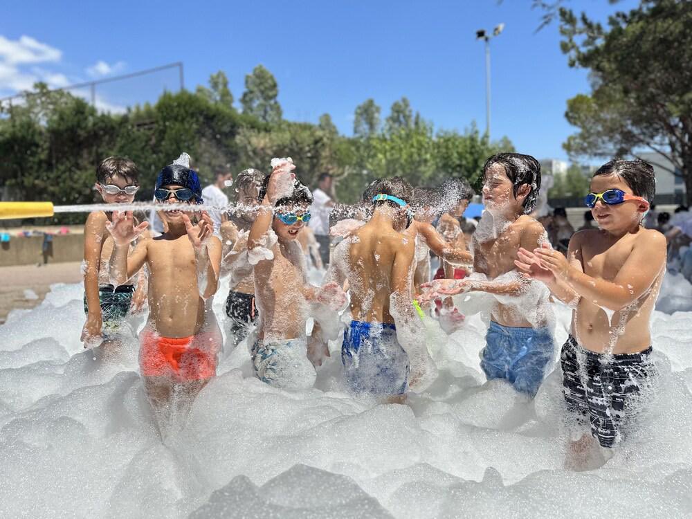 🗓️ SUMMER CAMP: 

Del 25 de juny al 26 de juliol.

- JUNIOR CAMP: Inf-5 a 2n de primària
- ADVENTURE CAMP: 3r a 5è de primària
- SPORTS CAMP: de 5è a 2n d’ESO
Us deixem el link d’Inscripció🔗 

⬇️⬇️

docs.google.com/forms/u/4/d/e/…