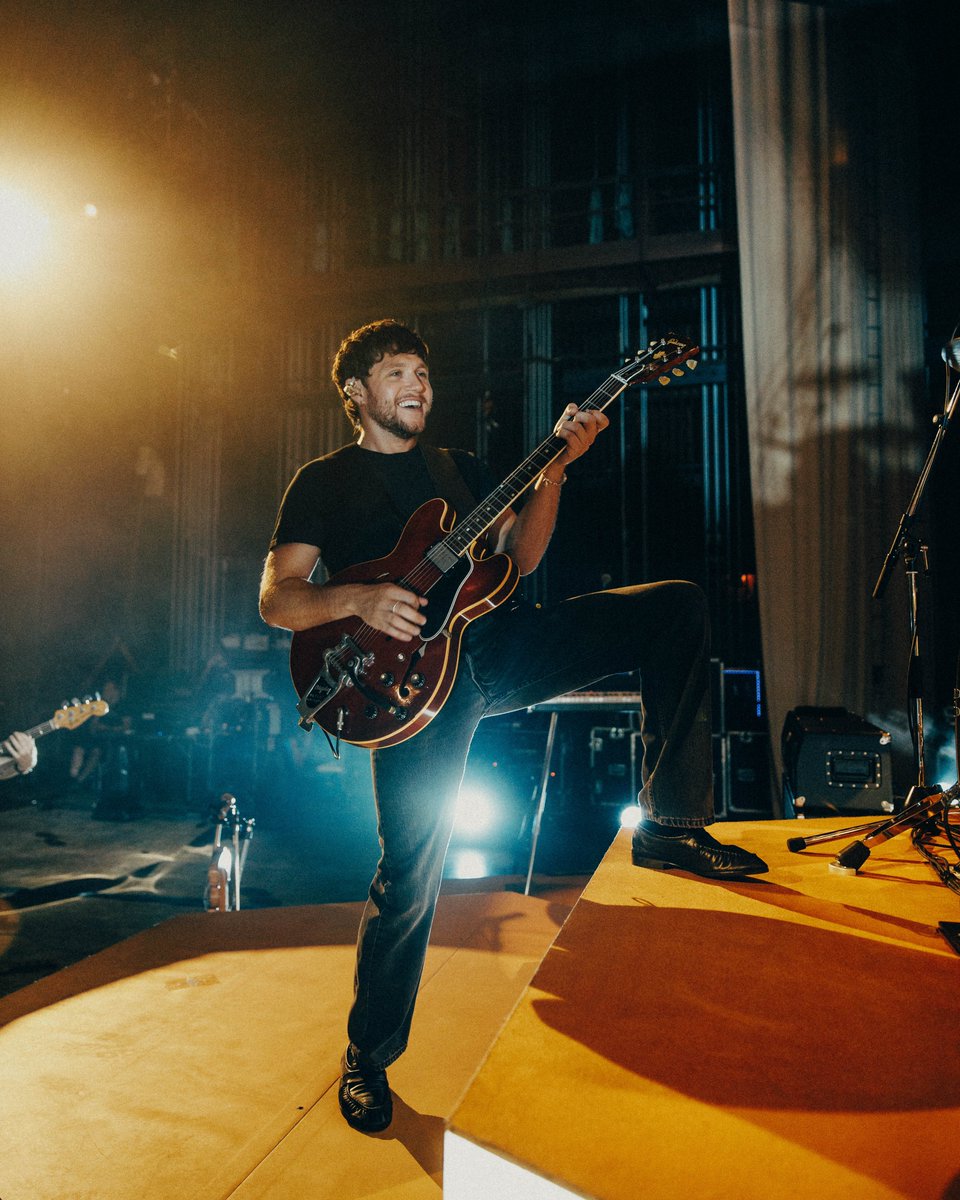 NiallOfficial's tweet photo. Night Forty-One Philadelphia https://t.co/jIUN4VOmsx