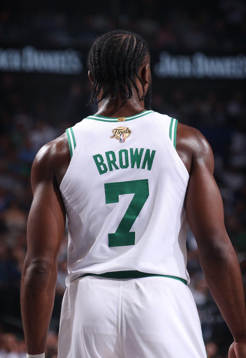 He caught slander the entire offseason.

He caught slander after he signed his $300M extension. 

He caught slander for his “left hand.”

He wasn’t voted to any All-NBA team this season. 

What he’s doing in these playoffs is an all-time response. Jaylen Brown is HIM.